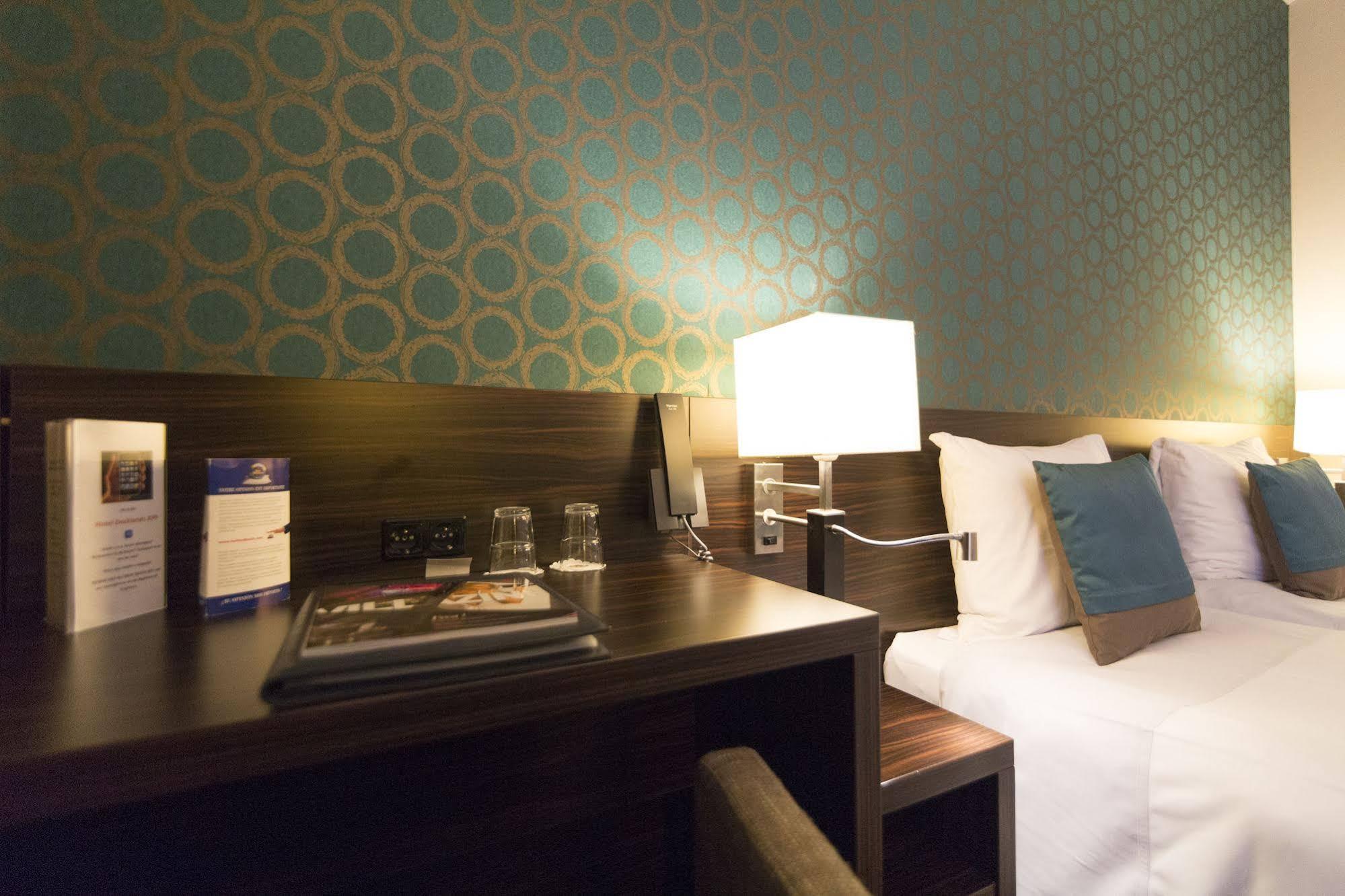 Hotel Docklands أنتويرب المظهر الخارجي الصورة